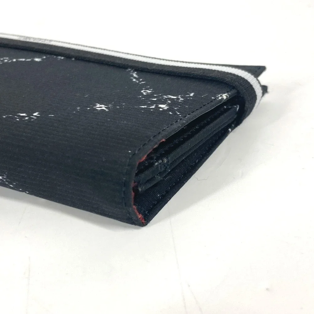 CHANEL Black Wallet